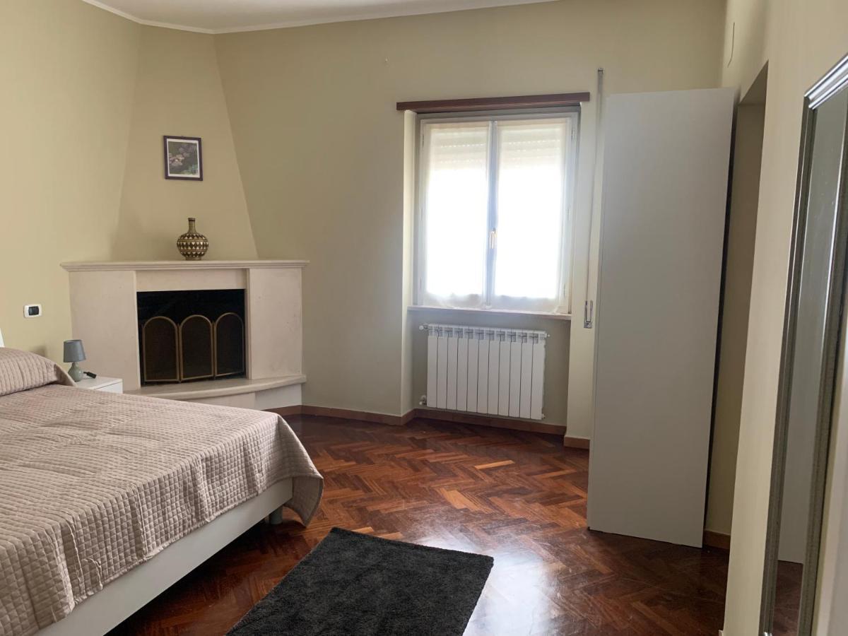 Ferienwohnung Vittoria Celano Exterior foto
